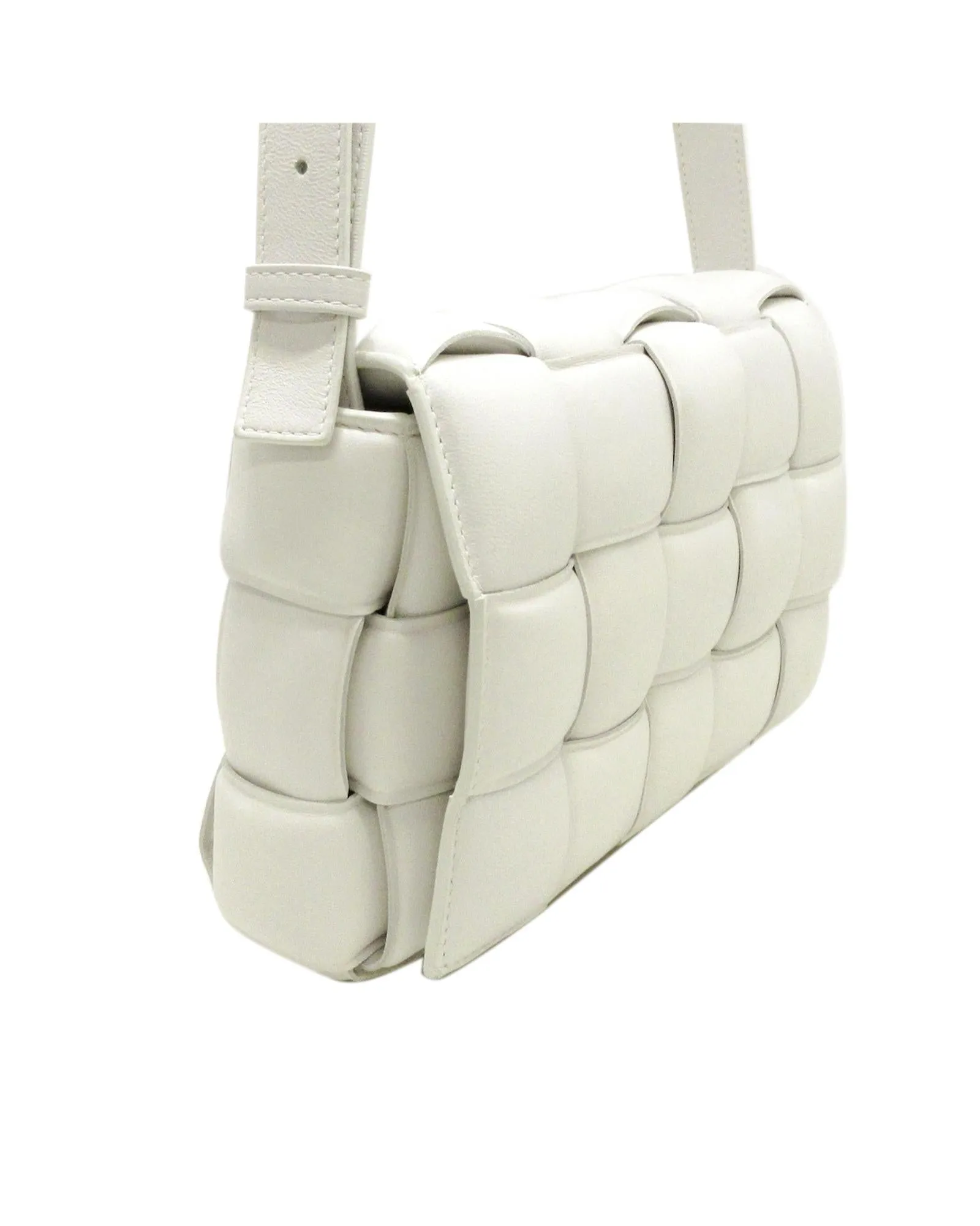 Bottega Veneta The Pouch 19 Crossbody Bag in White Lambskin Leather