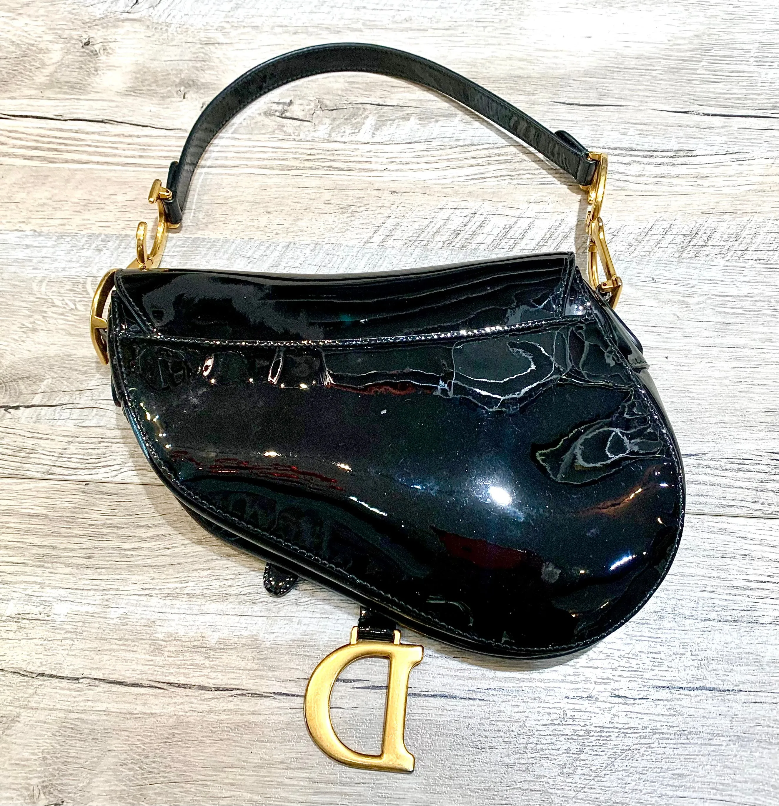 CHRISTIAN DIOR PATENT LEATHER SADDLE BAG