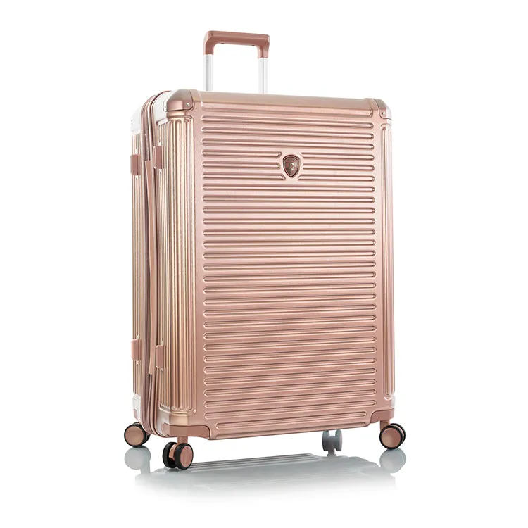 Edge 30" Luggage